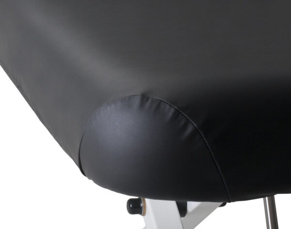 Tilt treatment table protective cover Black detail